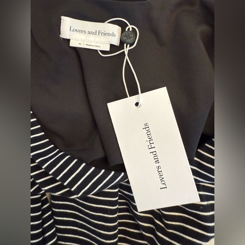 NWT Lovers + Friends Striped Long Sleeve VNeck Bodysuit Black White Size XLarge - Picture 6 of 7